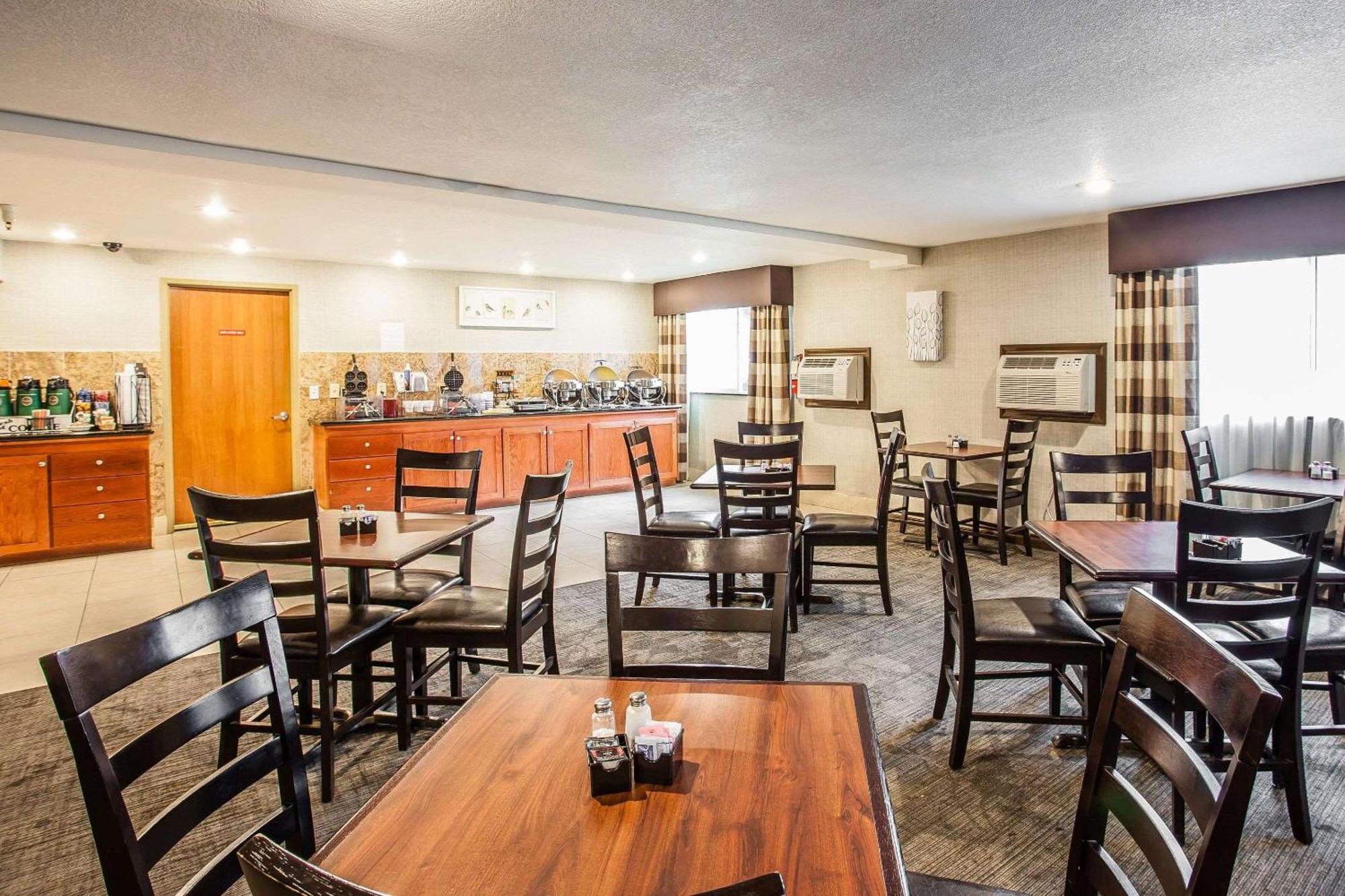 Clarion Inn Renton-Seattle エクステリア 写真