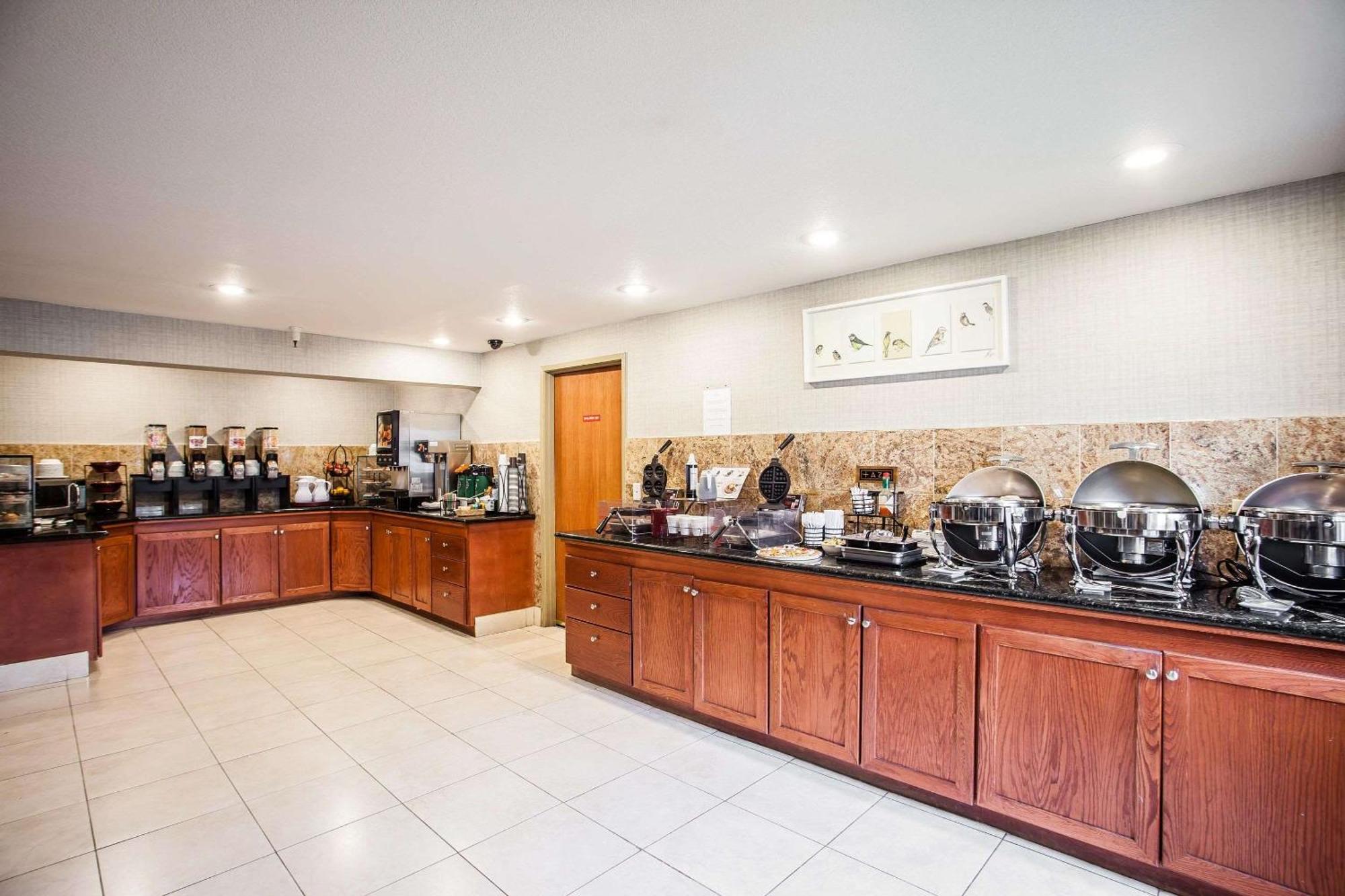Clarion Inn Renton-Seattle エクステリア 写真