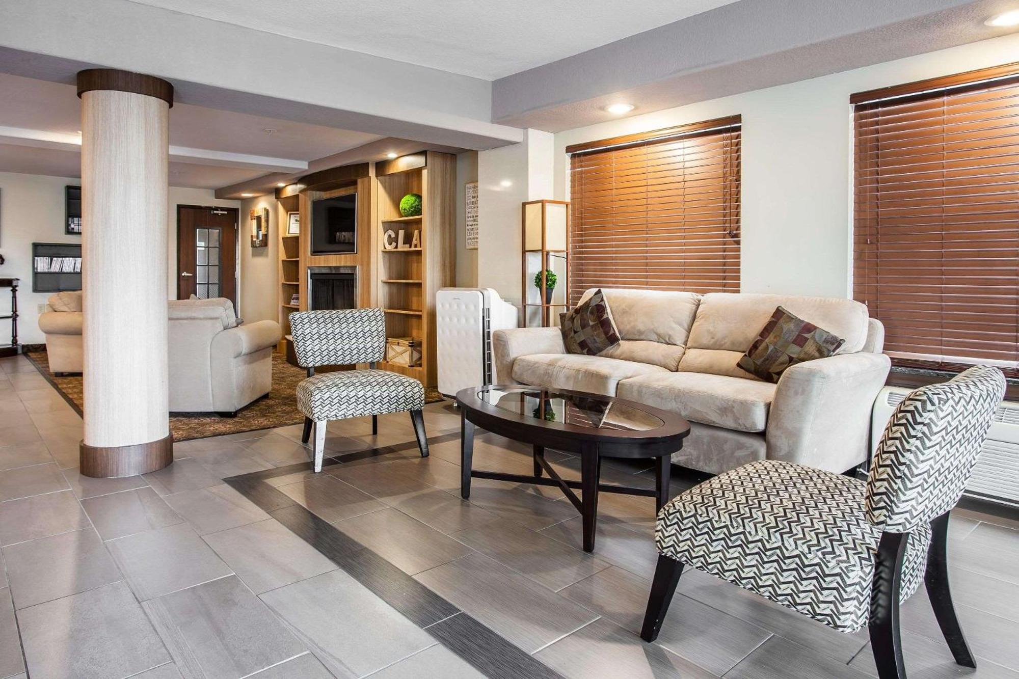 Clarion Inn Renton-Seattle エクステリア 写真