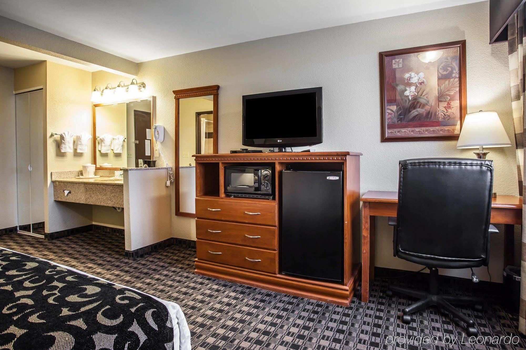 Clarion Inn Renton-Seattle エクステリア 写真